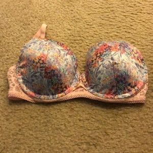 32DD Victoria’s Secret Dream Angels bra